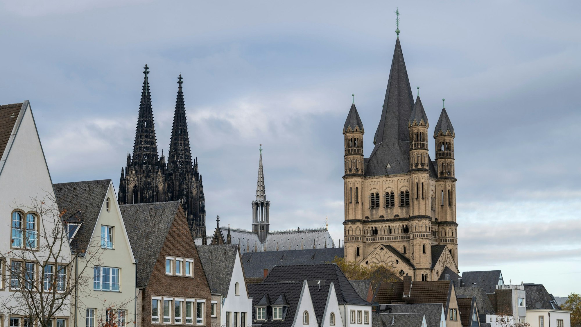 12.11.2024, Köln: Die Kirche Groß St. Martin soll saniert werden. Foto: Uwe Weiser