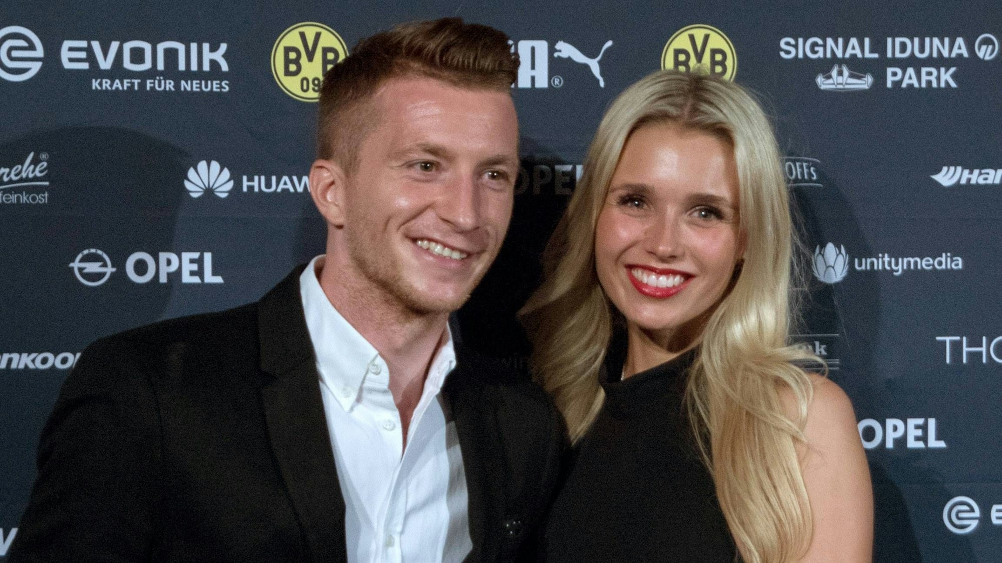 Marco Reus mit seiner Ehefrau Scarlett.