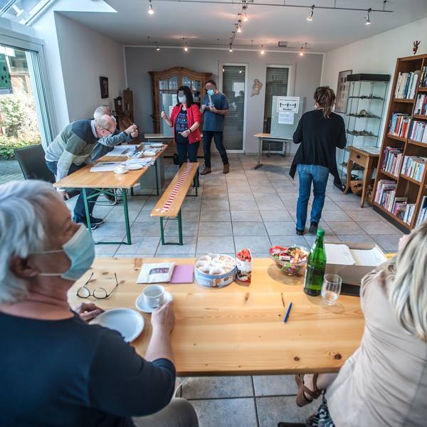 Bundestagswahl 2021: Damals gab es ein Wohnzimmer-Wahllokal in der Neuenhausgasse.