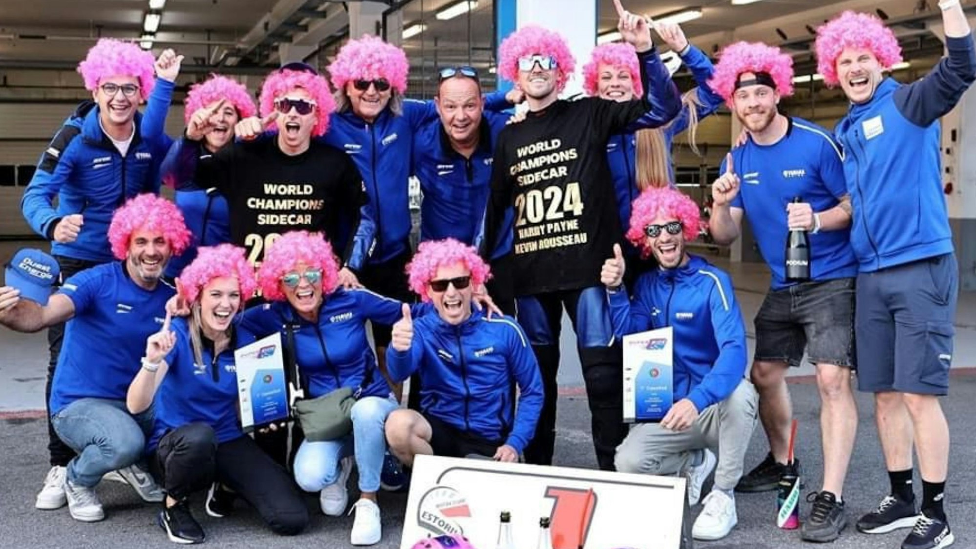 Das Steinhausen Racing Team hat die Seitenwagen-WM gewonnen.