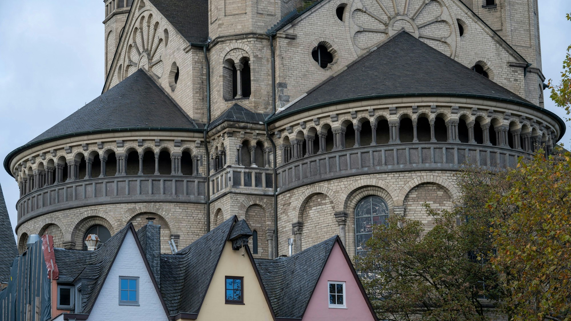 12.11.2024, Köln: Die Kirche Groß St. Martin soll saniert werden. Foto: Uwe Weiser