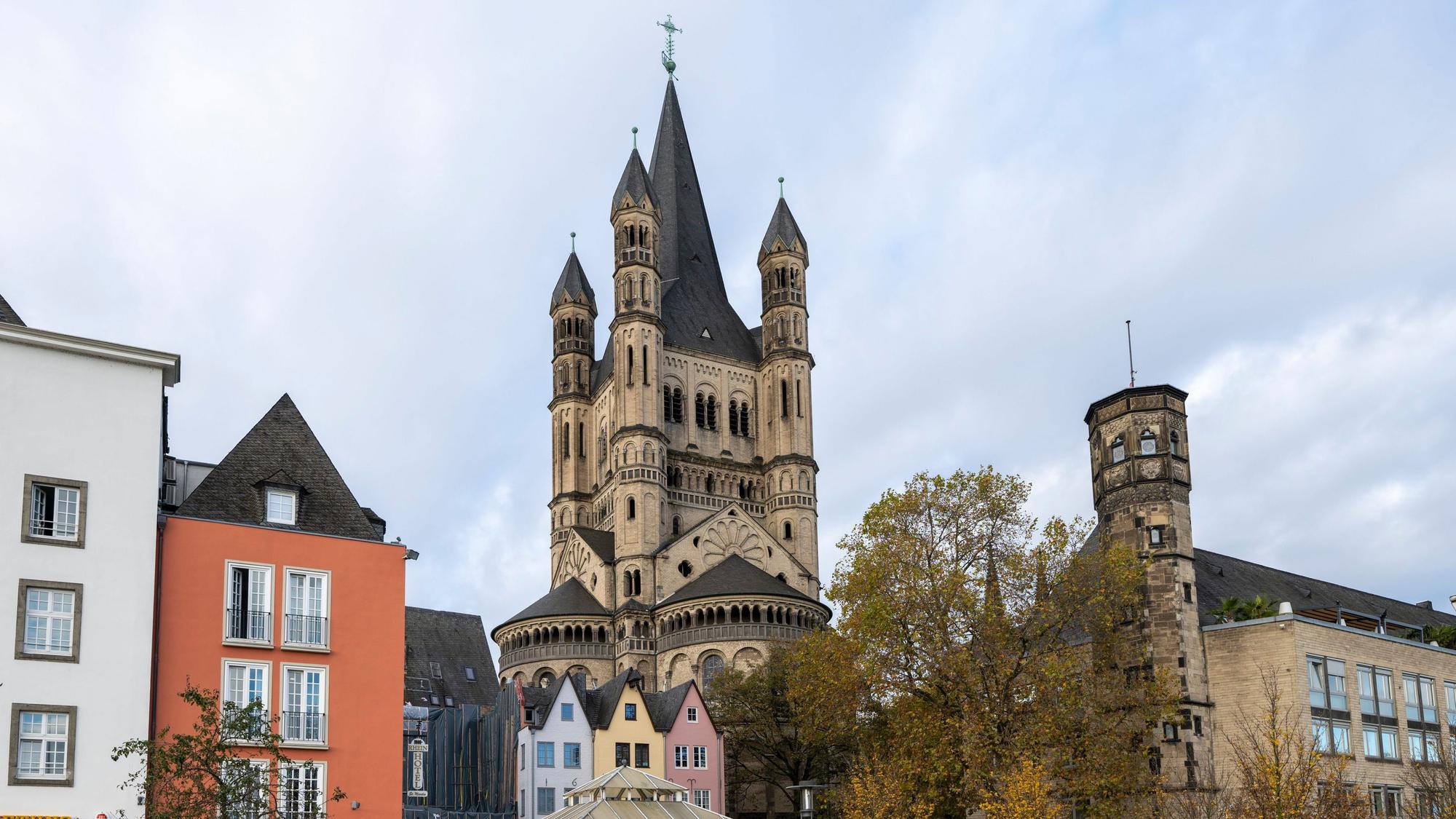 12.11.2024, Köln: Die Kirche Groß St. Martin soll saniert werden. Foto: Uwe Weiser