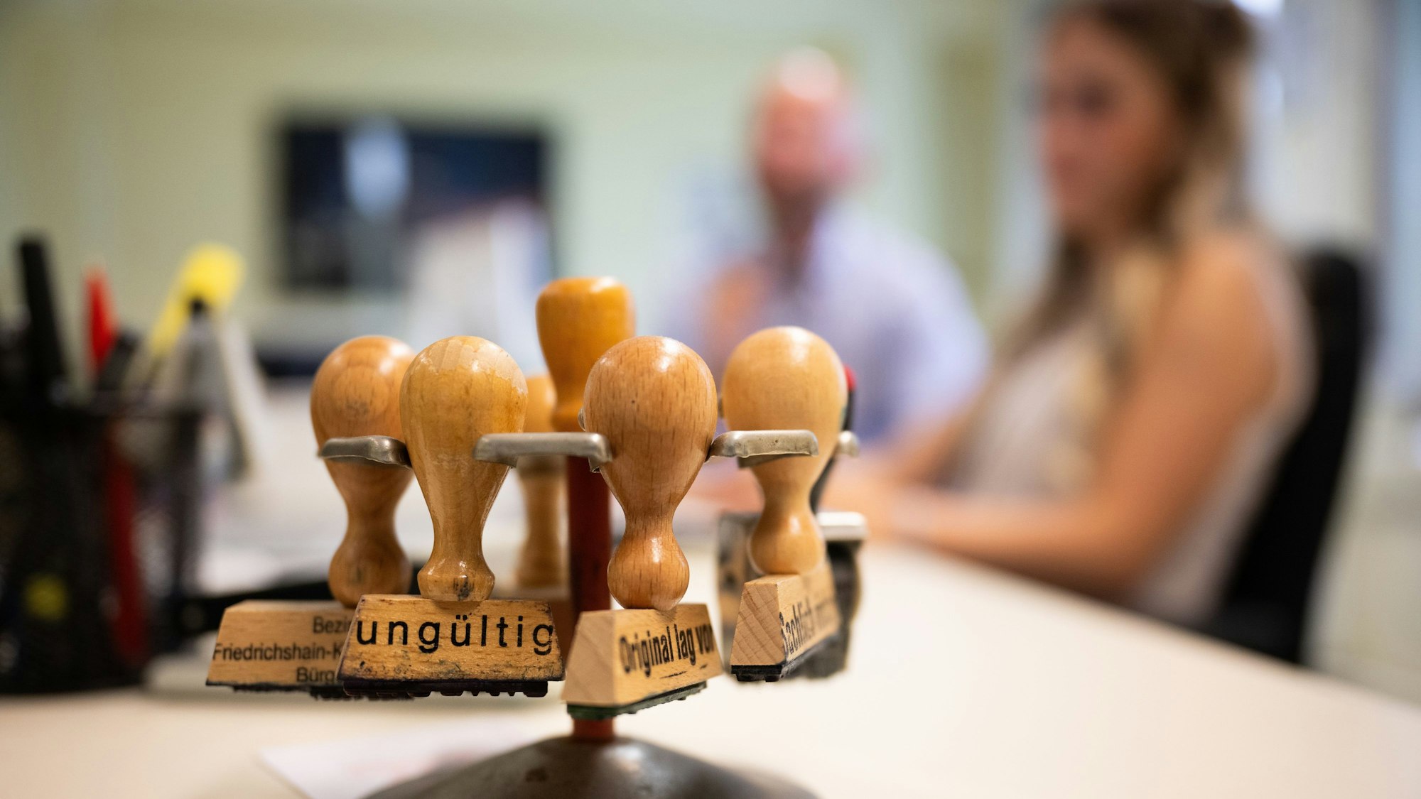 Stempel in einem Büro.
