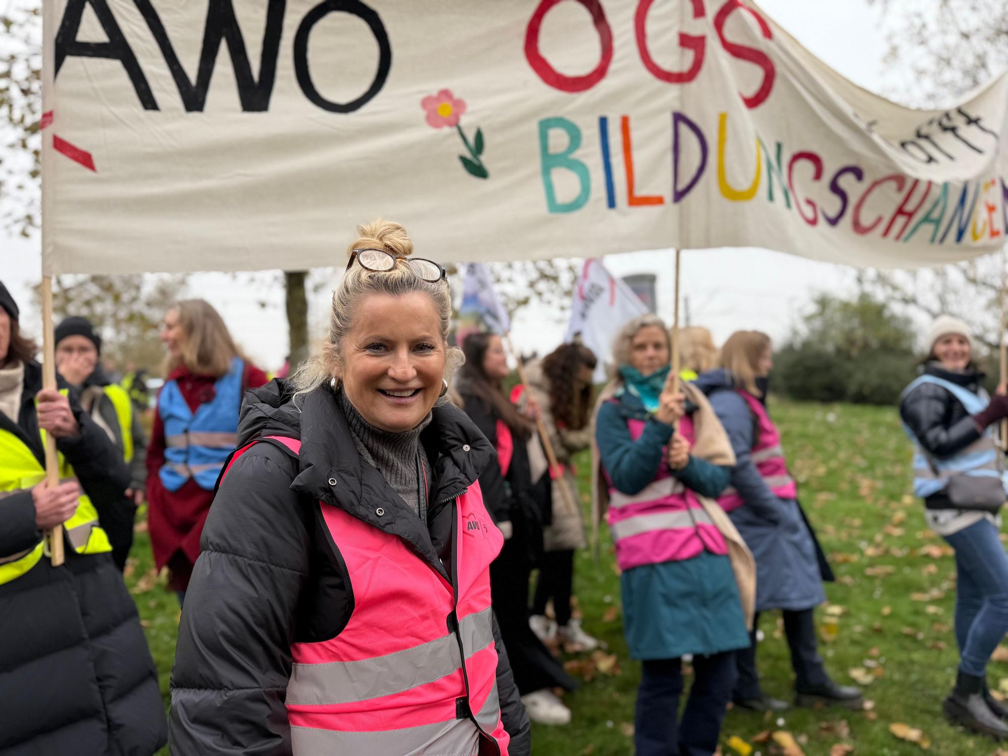 Ulli Volland-Dörmann protestiert