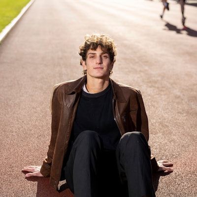 Portrait von Felix Wittmann, ist deutscher Juniorenmeister auf der Mittelstrecke und studiert an der Sporthochschule in Köln. Er erkrankte an Krebs.