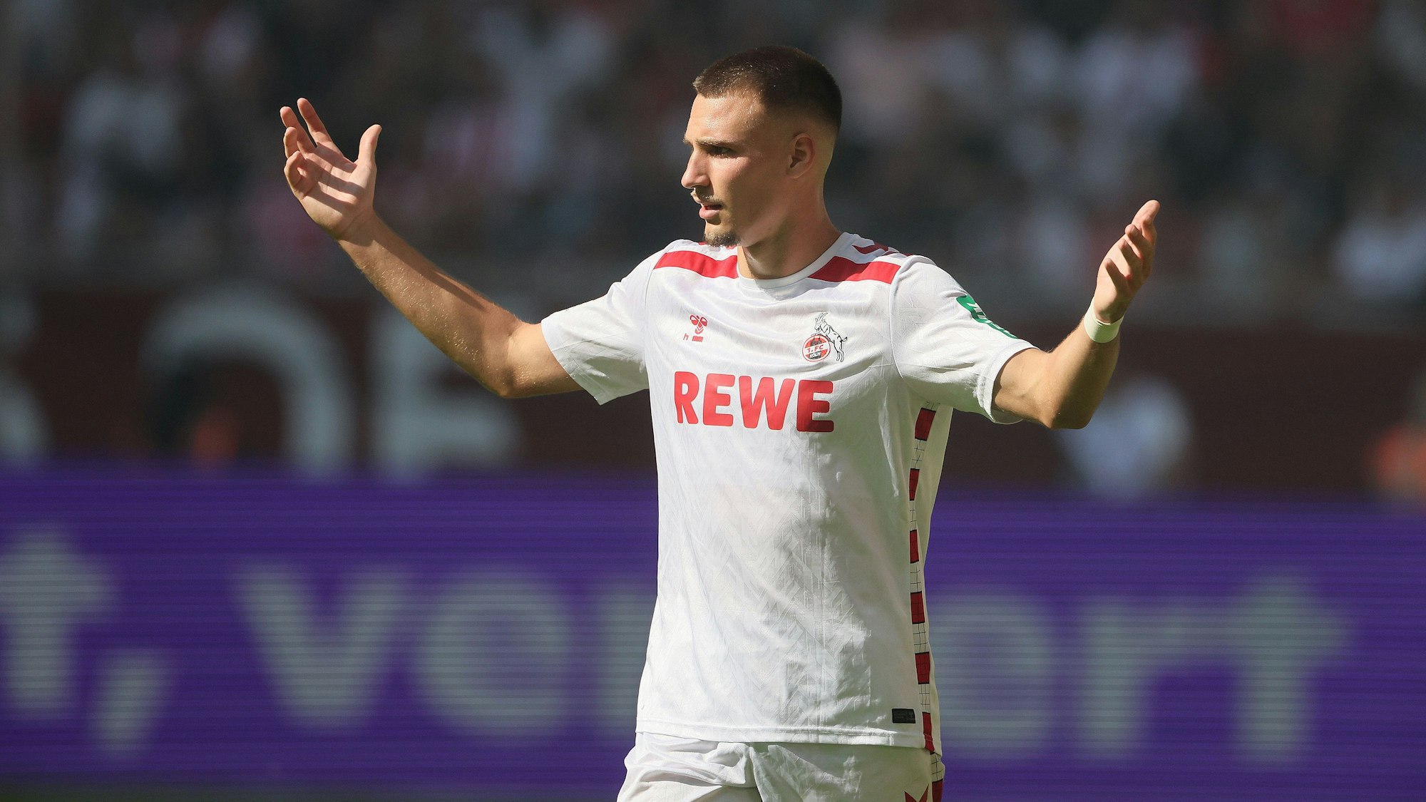 Überzeugt beim 1. FC Köln mit fünf Toren und vier Vorlagen derzeit auf ganzer Linie: Tim Lemperle.