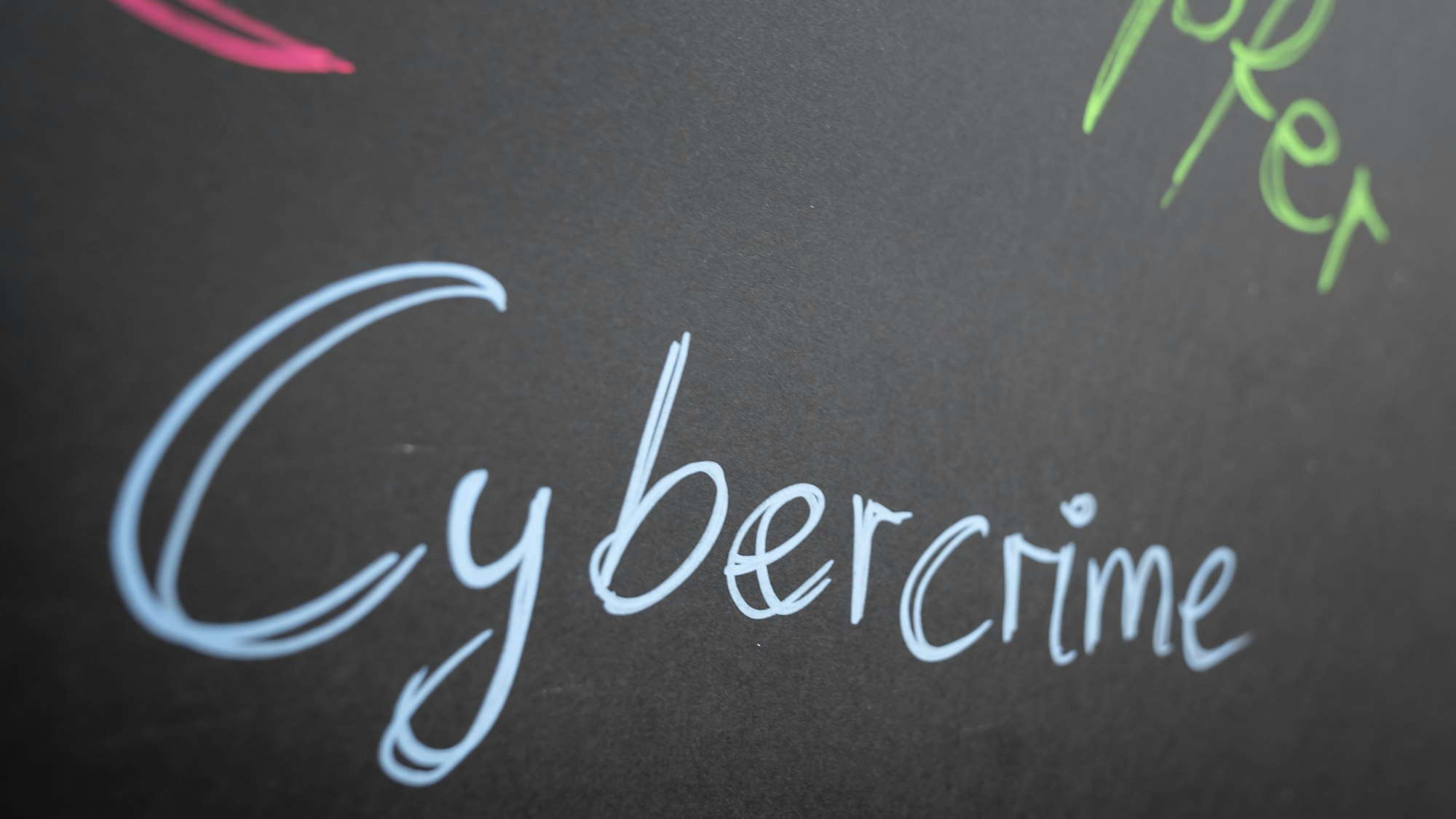 Straftaten im Digitalen werden auch Cybercrime genannt.