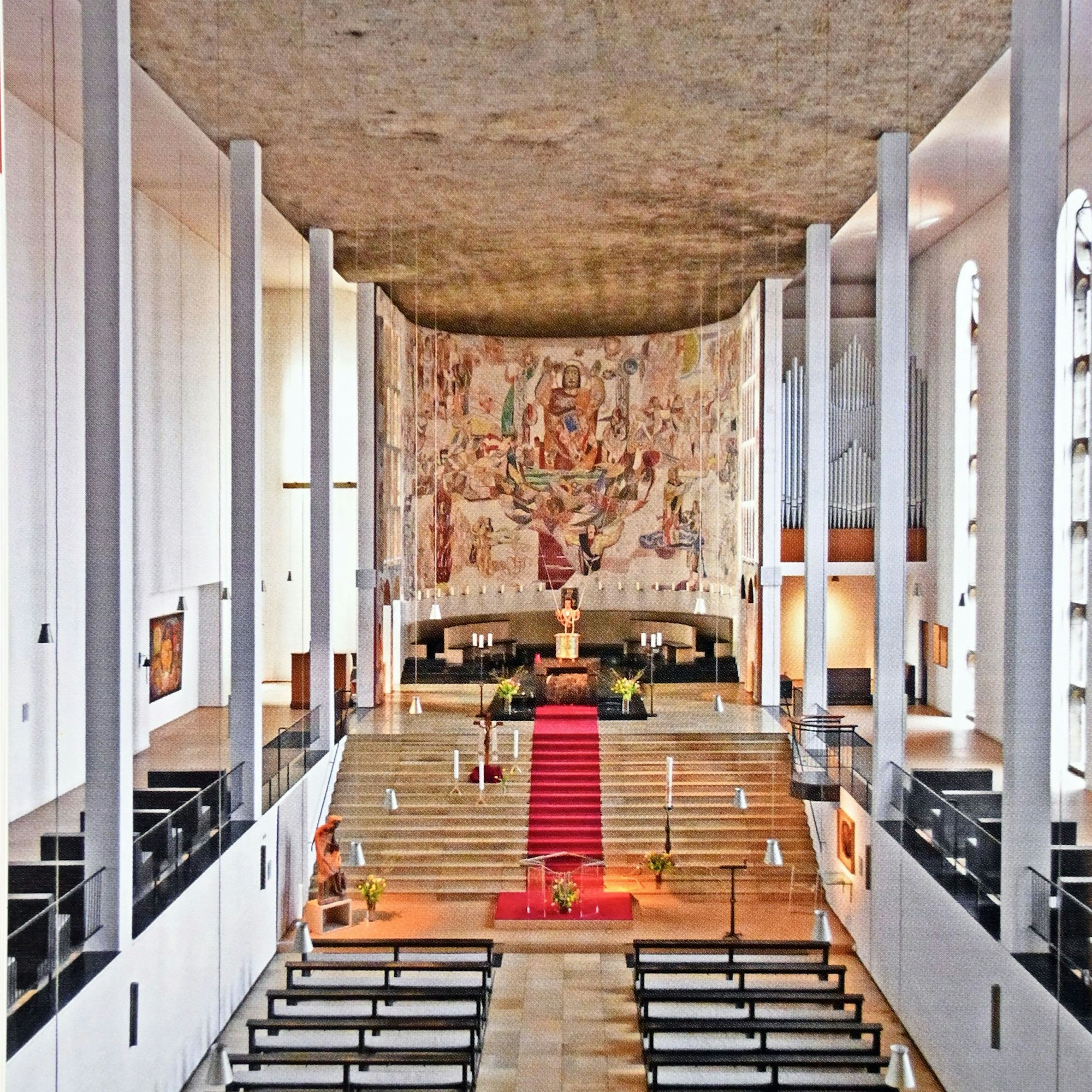 Innenraum von St. Elisabeth in Hohenlind, 1930 bis 1932 nach Plänen von Dominikus Böhm erbaut