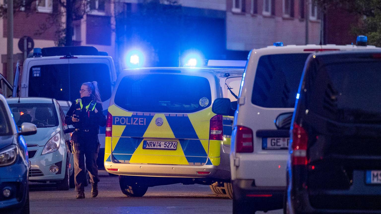 Lebensgefährte wegen dringenden Tatverdachts des Totschlags verhaftet. (Symbolfoto)