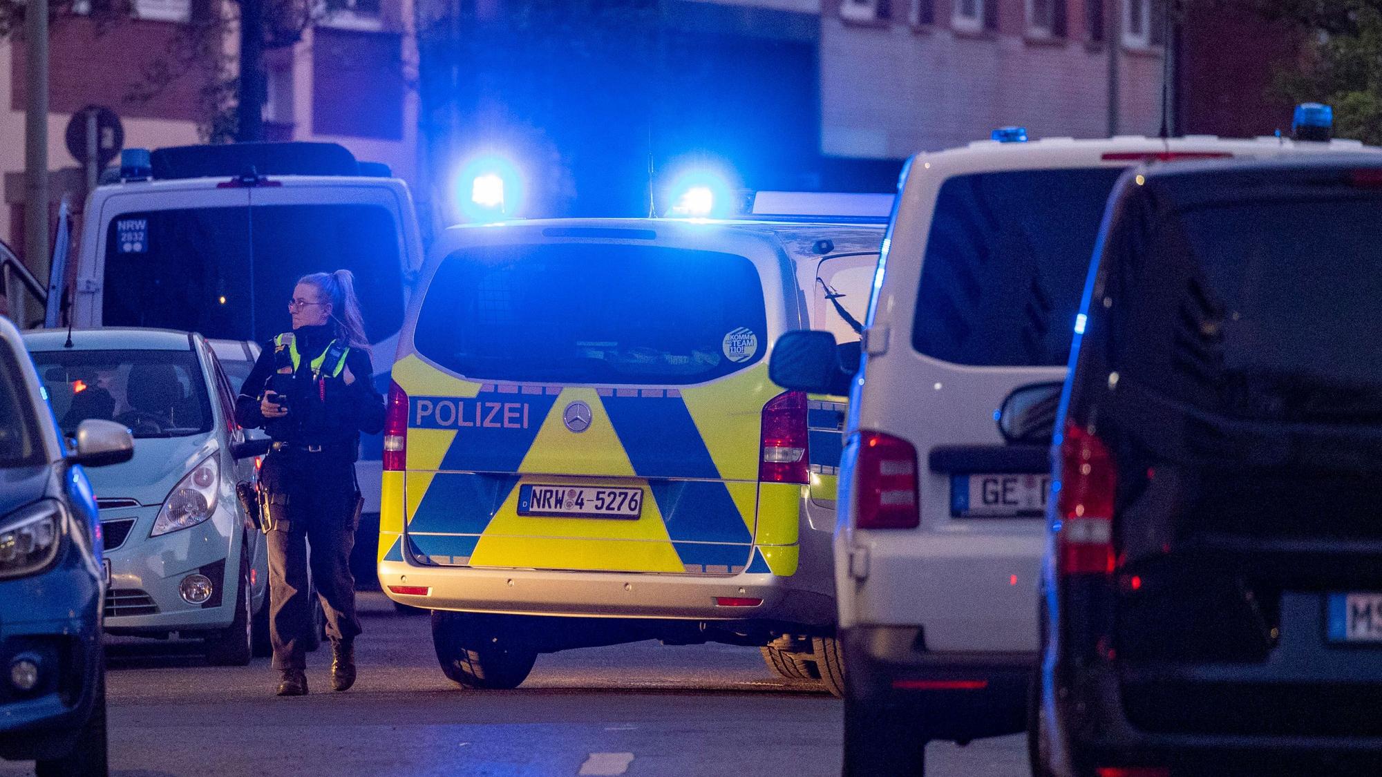 Die Polizei ermittelt wegen bandenmäßigen Betrugs (Symbolfoto).