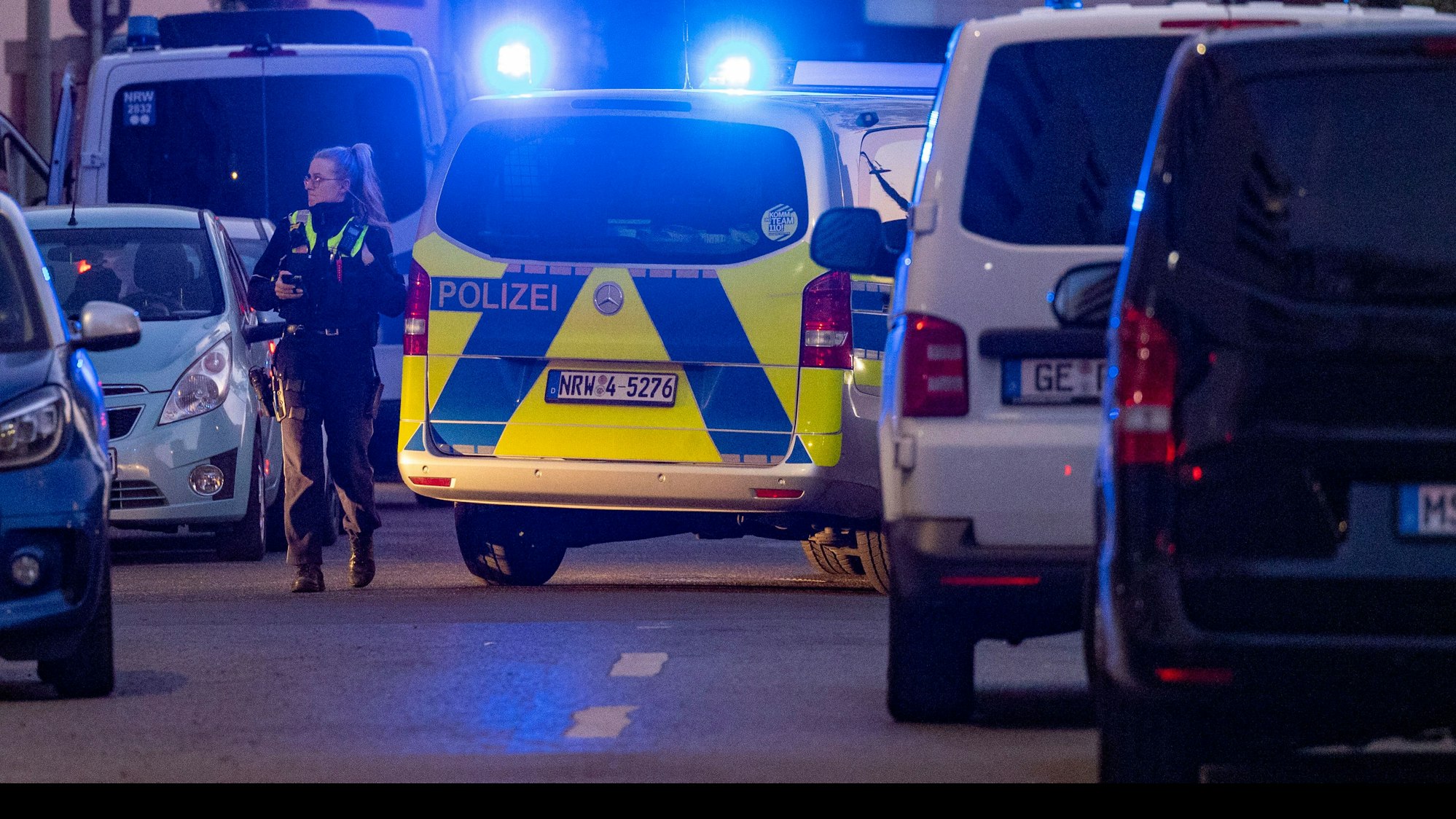 Die Polizei ermittelt nach einem Einbruch. (Symbolfoto)