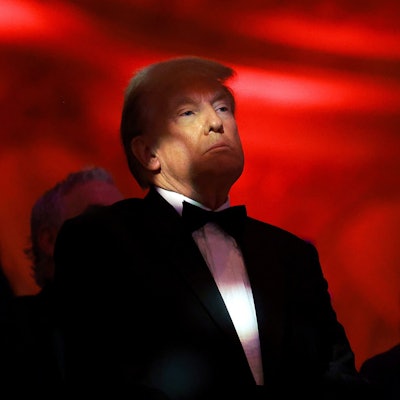 Der designierte US-Präsident Donald Trump nimmt an der Gala des America First Policy Institute teil, die er am 14. November 2024 als Gastgeber in Mar-a-Lago in Palm Beach, ausrichtete.