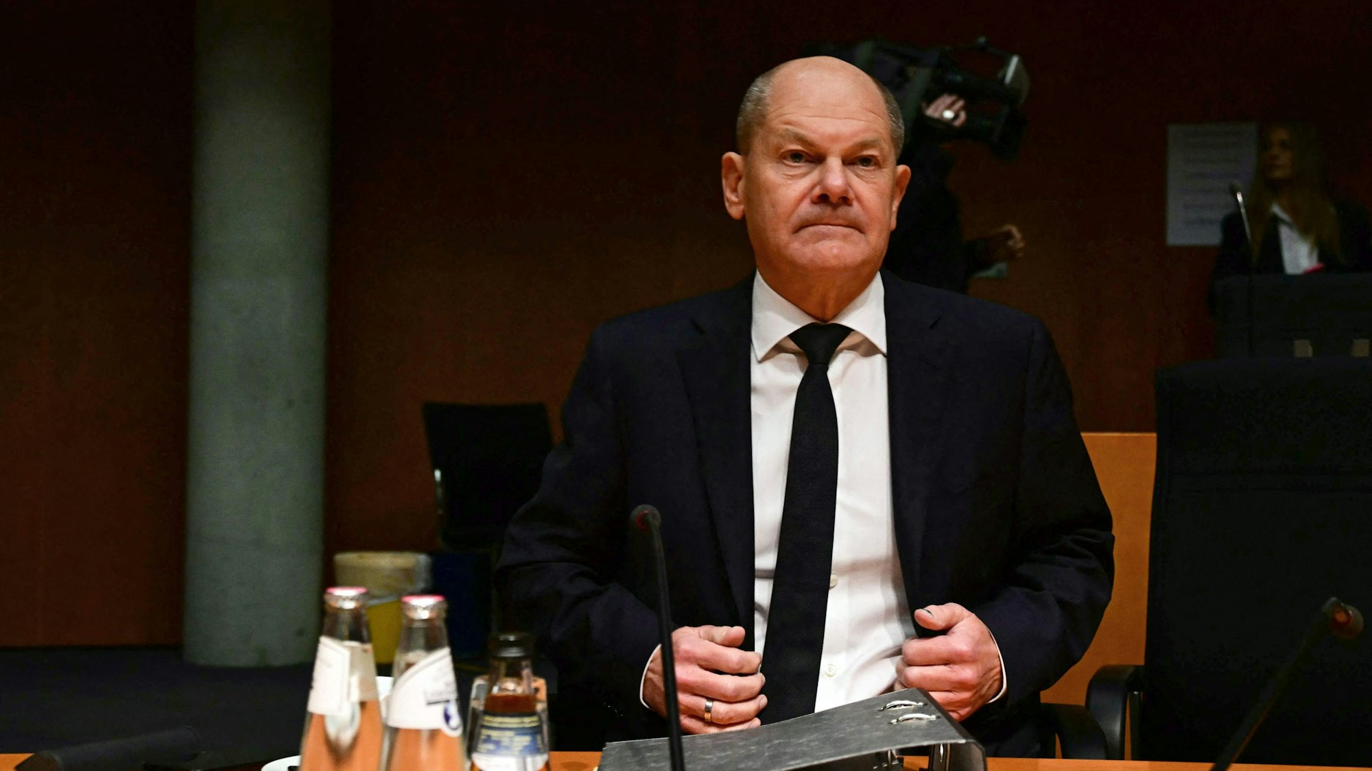 Bundeskanzler Olaf Scholz hat erstmals seit zwei Jahren wieder mit Wladmir Putin telefoniert. (Archivbild)