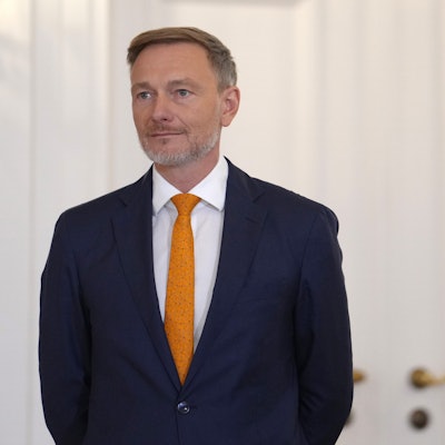 Christian Lindner (l, FDP), ehemaliger Bundesminister der Finanzen, und Marco Buschmann (FDP), ehemaliger Bundesminister der Justiz, im Schloss Bellevue.