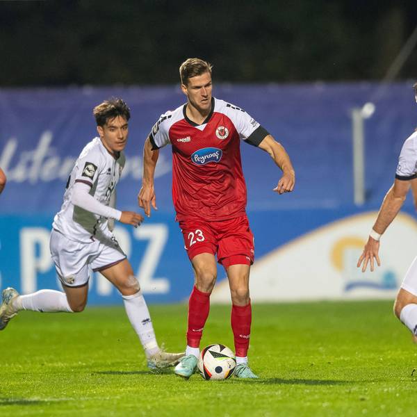 Moritz Fritz (am Ball) bei seinem Kurzeinsatz gegen Ingolstadt