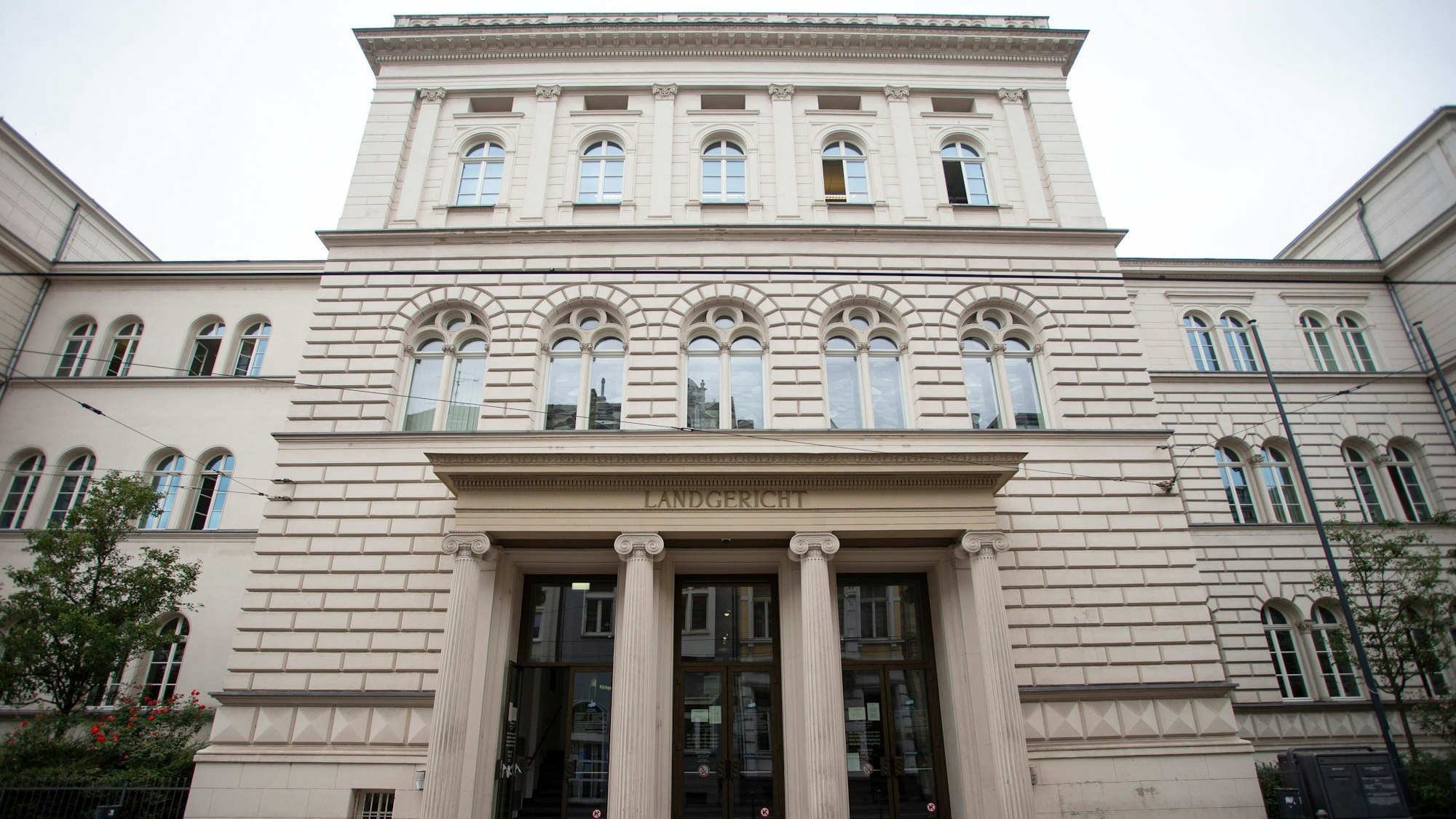 Blick auf das Landgericht Bonn.