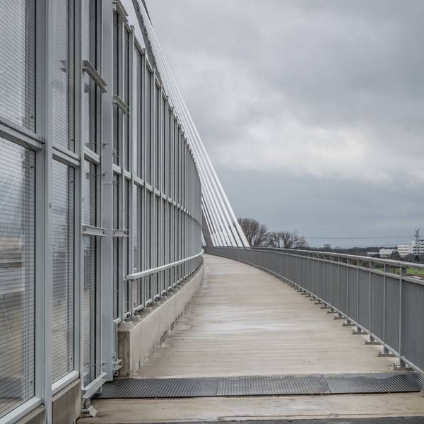 Der neue Radweg. Am Nachmittag des 4. februar wurde die Leverkusener Autobahnbrücke freigegeben. Foto: Ralf Krieger