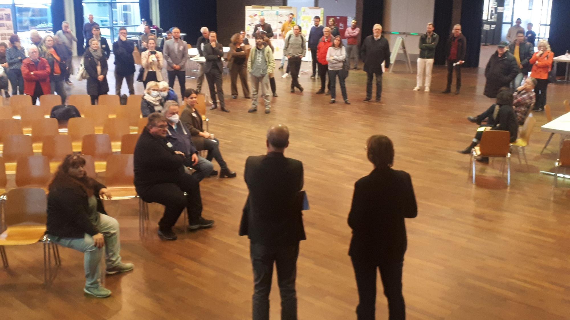 Rund 100 Gäste nahmen am Workshop für den neuen Stadtteil Kreuzfeld teil.