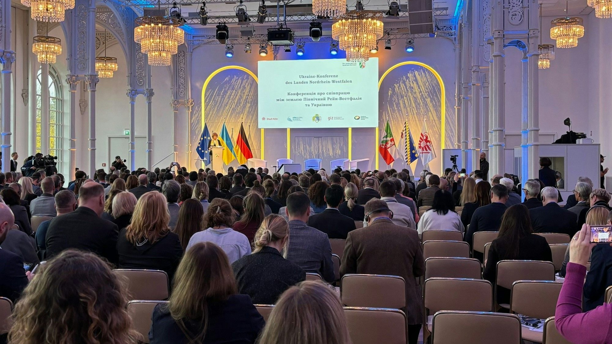 Ukraine-Konferenz in der Kölner Flora.