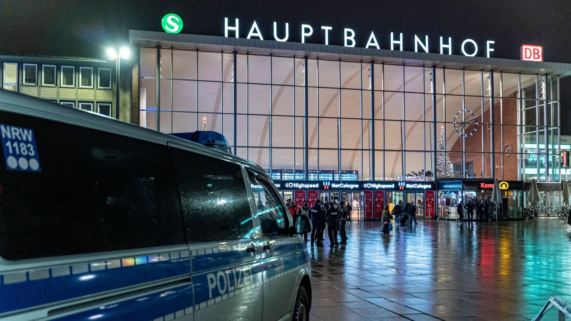 Die Bundespolizei bei einem Einsatz am Kölner Hauptbahnhof (Symbolfoto).