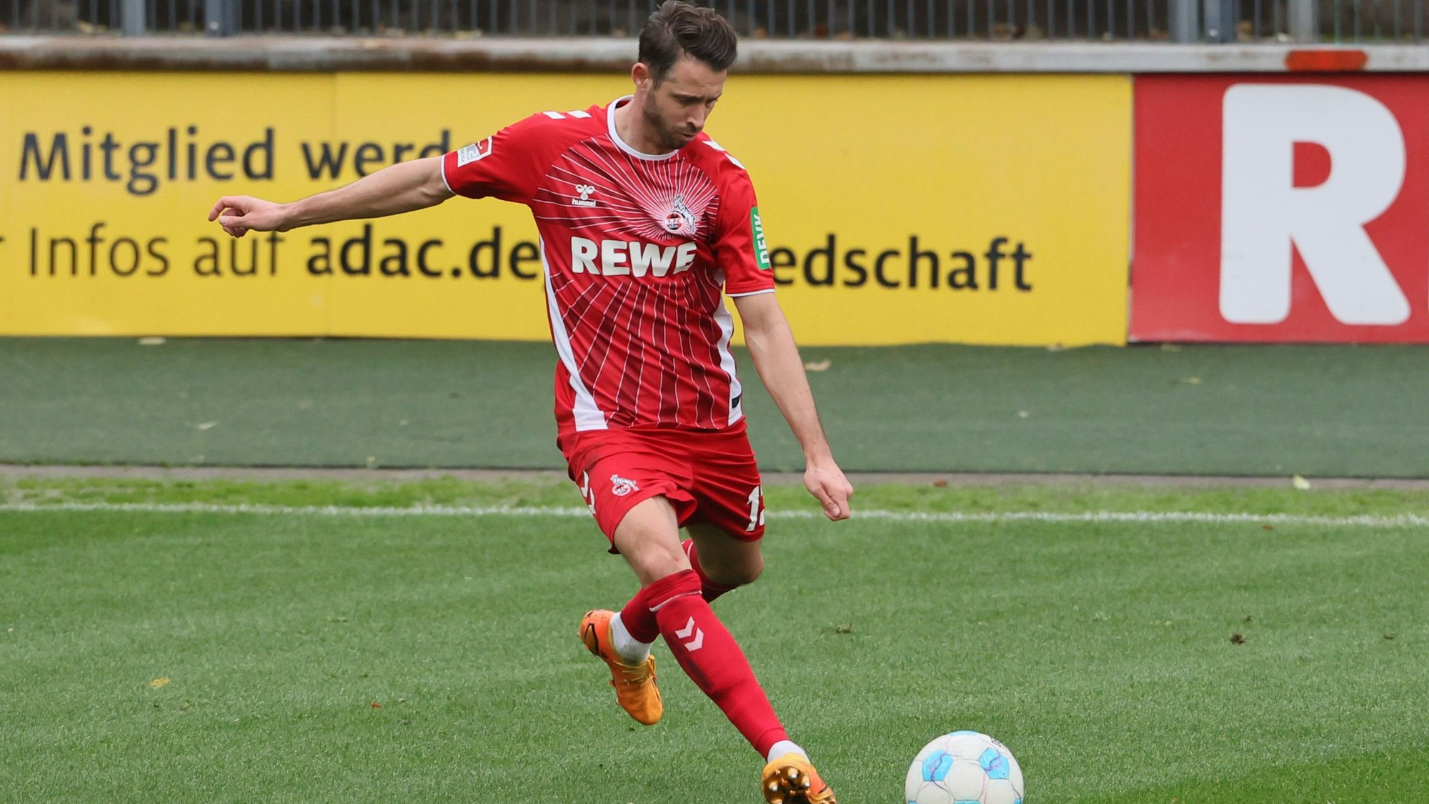 Darf sich endlich wieder Hoffnung auf Einsatzzeit in der ersten Mannschaft machen: FC-Stürmer Mark Uth.