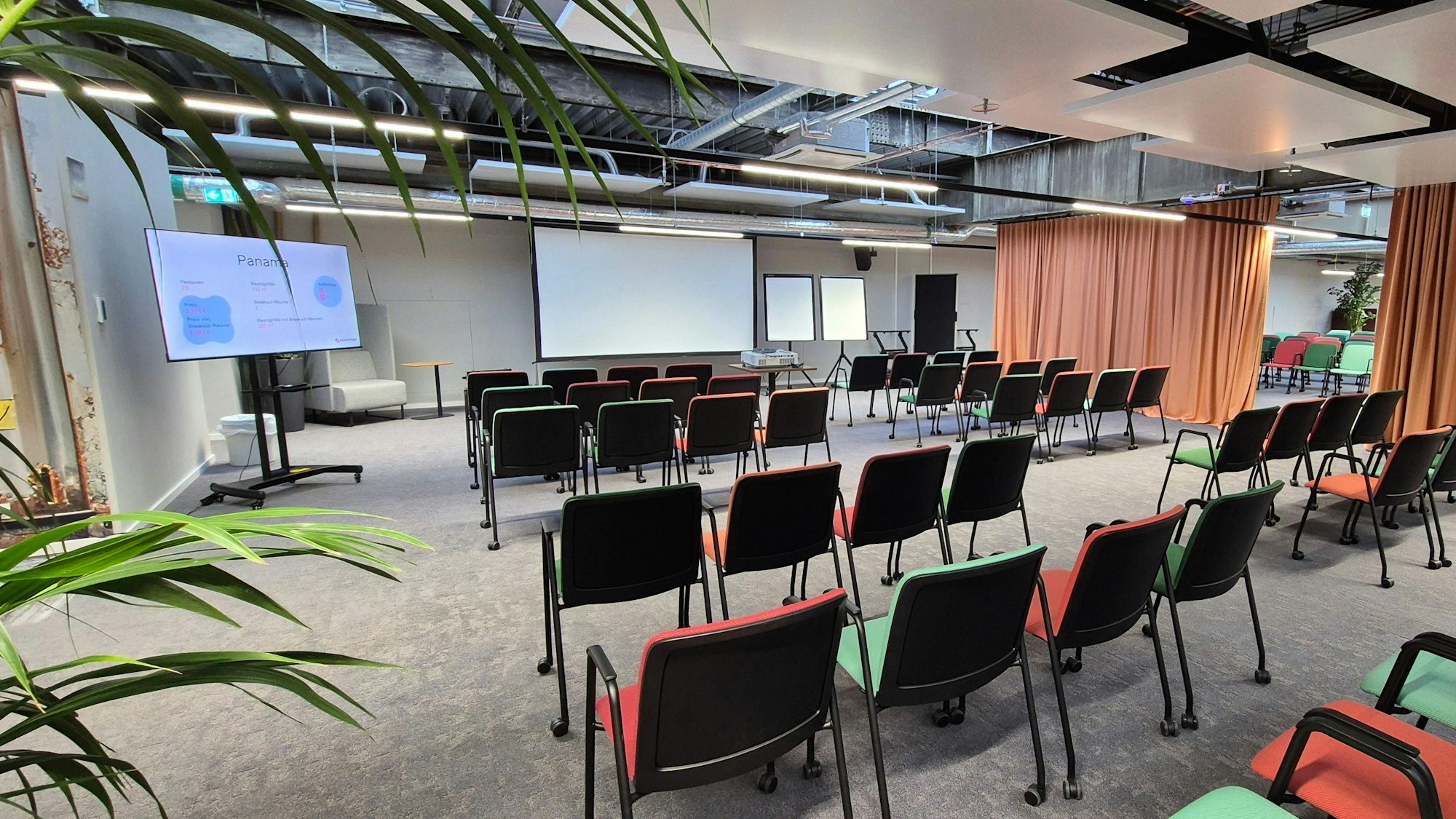 Tagungsraum im Veranstaltungszentrum von Smartvillage in Köln-Mülheim