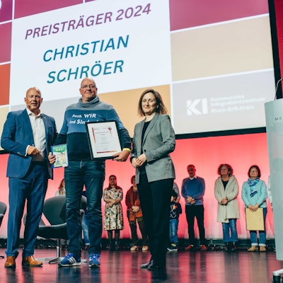 Christian Schröer wurde mit dem Integrationspreis der Rhein-Erft-Kreises ausgezeichnet.