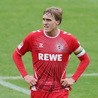 Testspiel im Franz-Kremer-Stadion, 1. FC Köln vs. FC Groningen (Eredevesie Niederlande), Mitte: Timo Hübers (1. FC Köln), 14.10.2024, Bild: Herbert Bucco