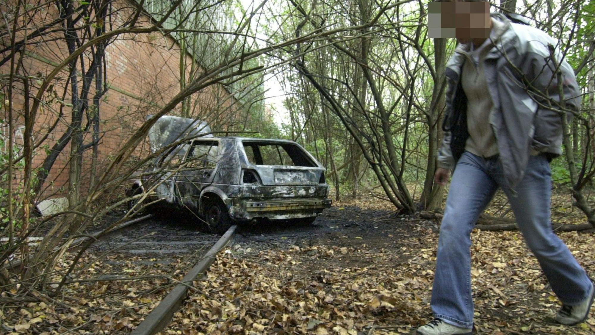 Dieses Fluchtfahrzeug soll das RAF-Mitglied Daniela Klette laut Anklage bei einem Überfall auf den Leverkusener Walmart am 2.11.2004 gefahren haben. Foto: Archiv Ralf Krieger