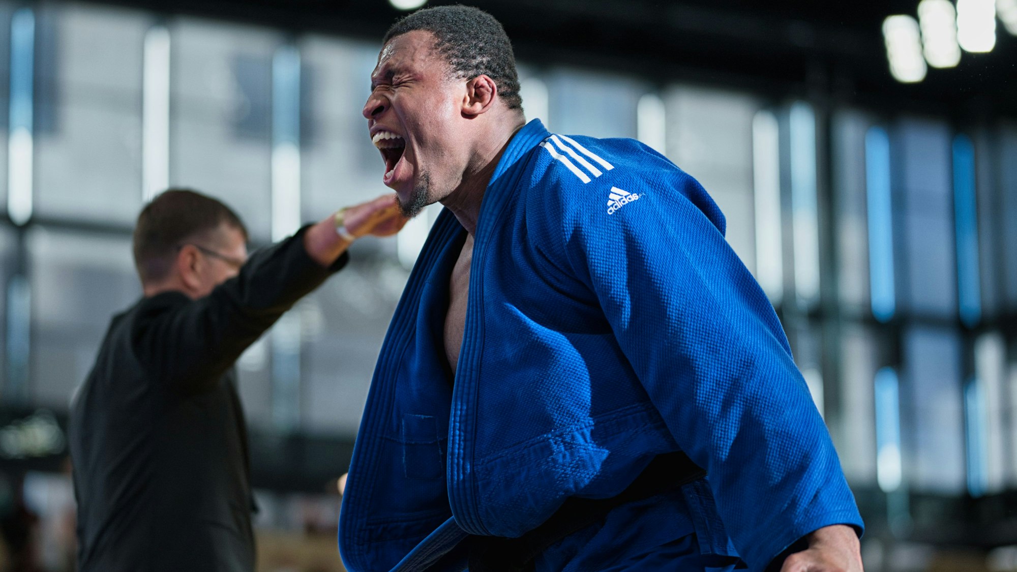 Losseni Kone freut sich über seinen Sieg.