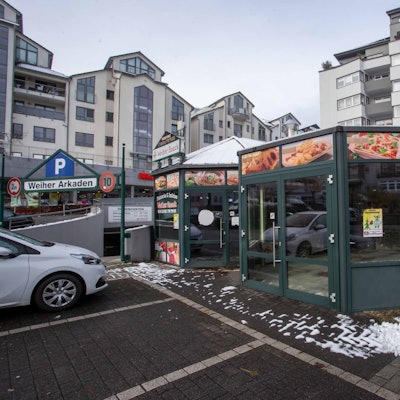 Ein gläserner Pavillon.