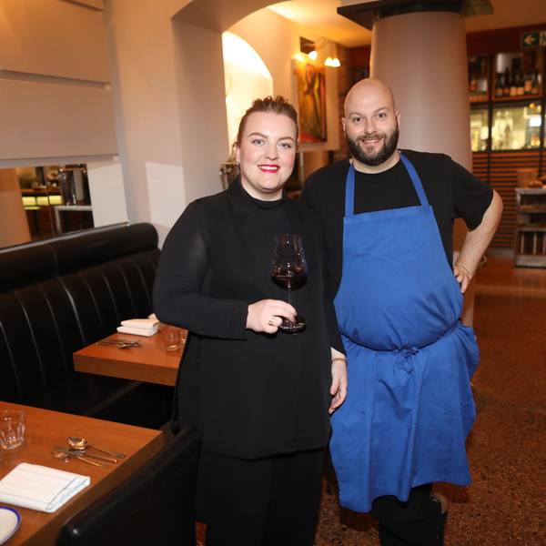 20.11.2024, Köln: Stephanie und Daniel Lengsfeld in ihrem Bistro. Gastrokritik von Carsten Henn („Henns Geschmackssache“) im Weinbistro L'Escalier. Foto: Arton Krasniqi