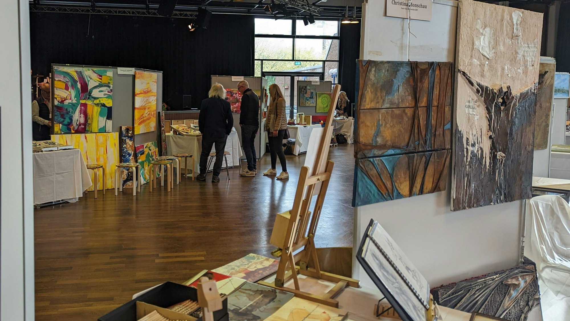 Auf dem Kunstmarkt von ChorweilerArt gibt es viele interessante Künstler zu entdecken.