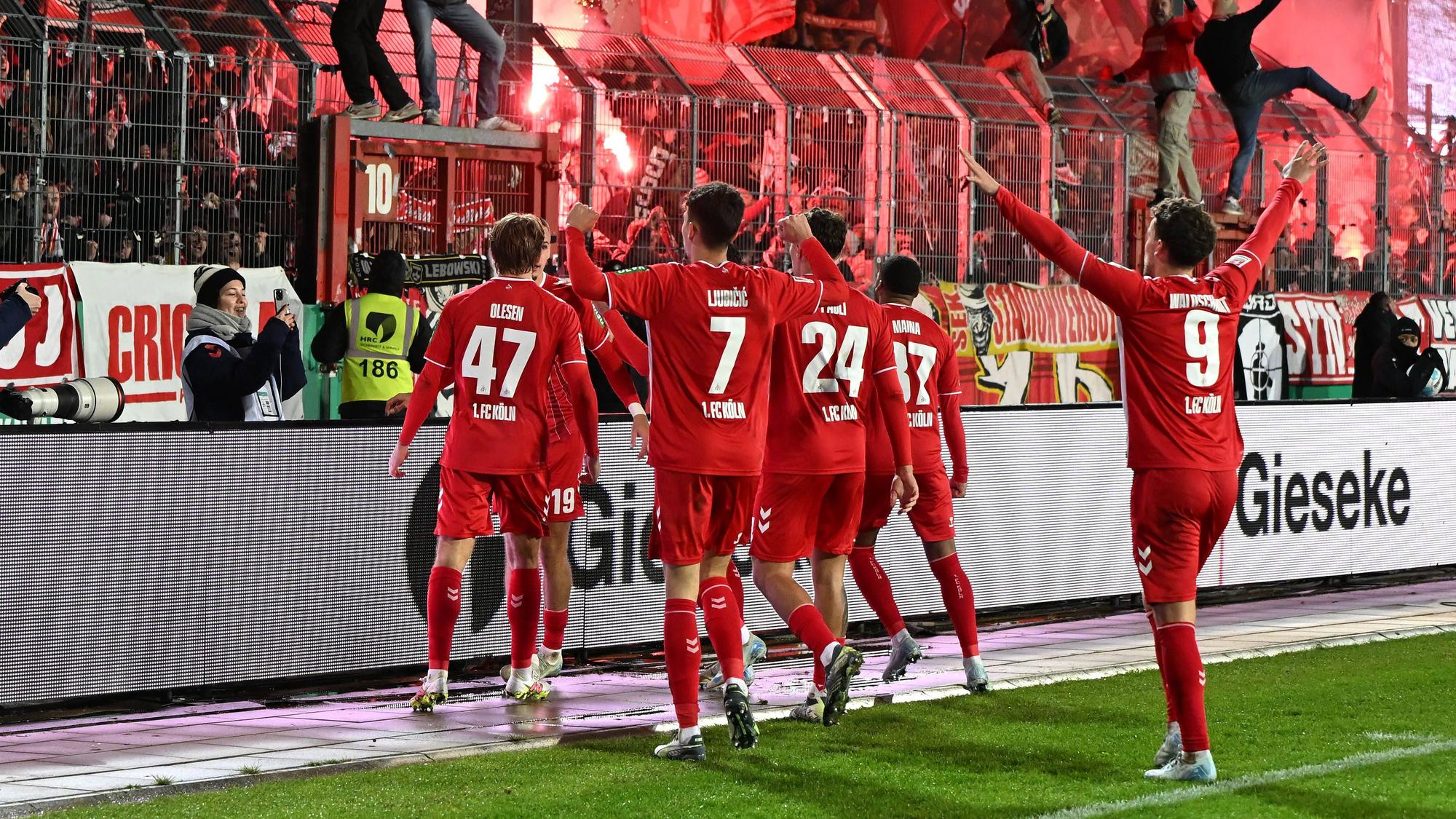Der 1. FC Köln hat bei Preußen Münster mit 1:0 gewonnen.
