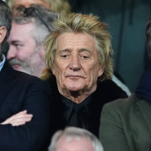 Rod Stewart macht einen nachdenklichen Eindruck.