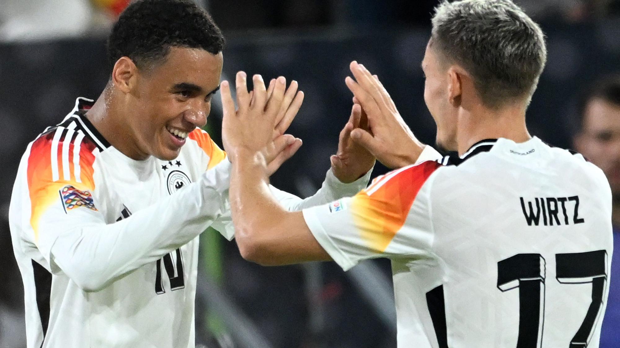 Trumpfen beim DFB-Team auf und dürfen sich nun auf Gegner Italien: Jamal Musiala (l.) und Florian Wirtz