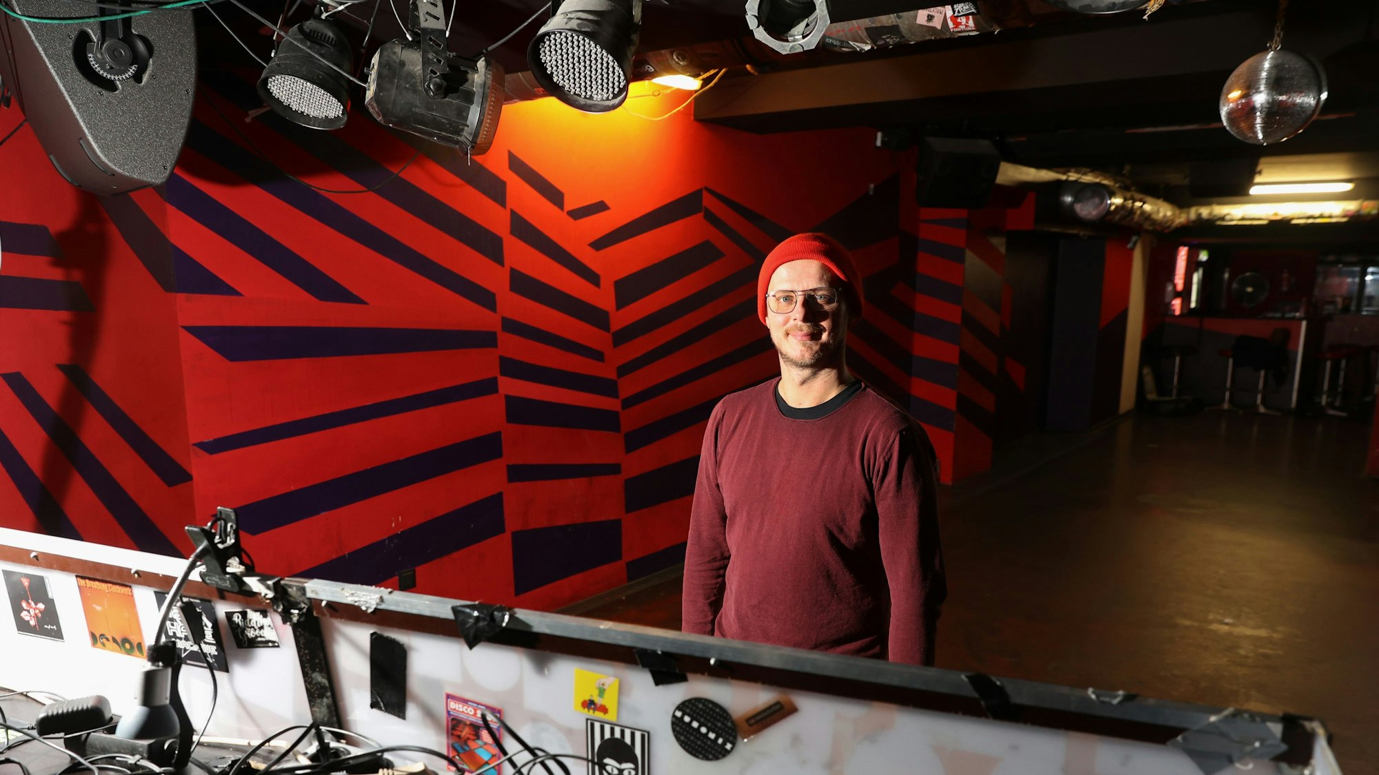 Betreiber Jakob Holterhöfer im Tsunami Club