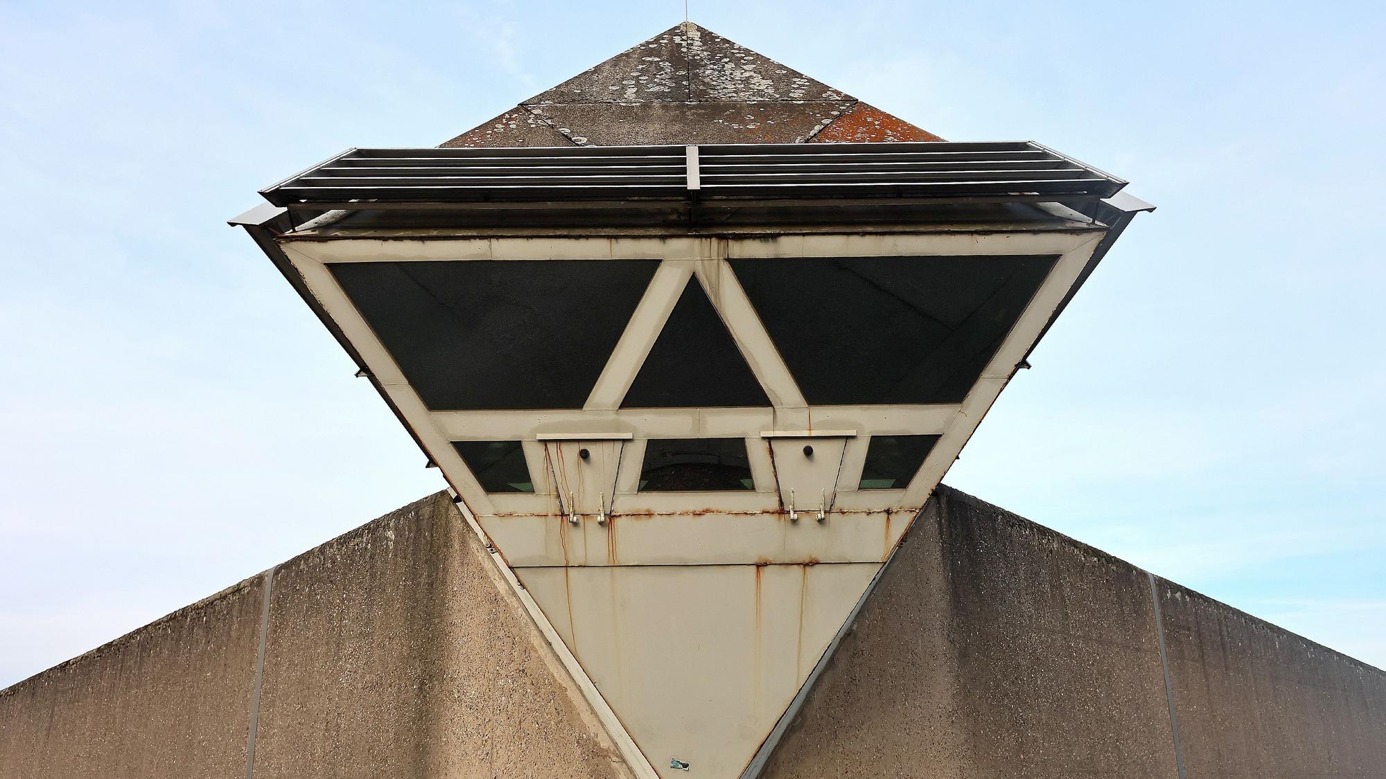Die JVA-Ossendorf ist in die Jahre gekommen und soll neu gebaut werden.