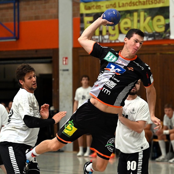 10.08.2024, Handball-Bergische Panther-Mönchengladb
am Ball: Simic (Panther)
Foto: Uli Herhaus