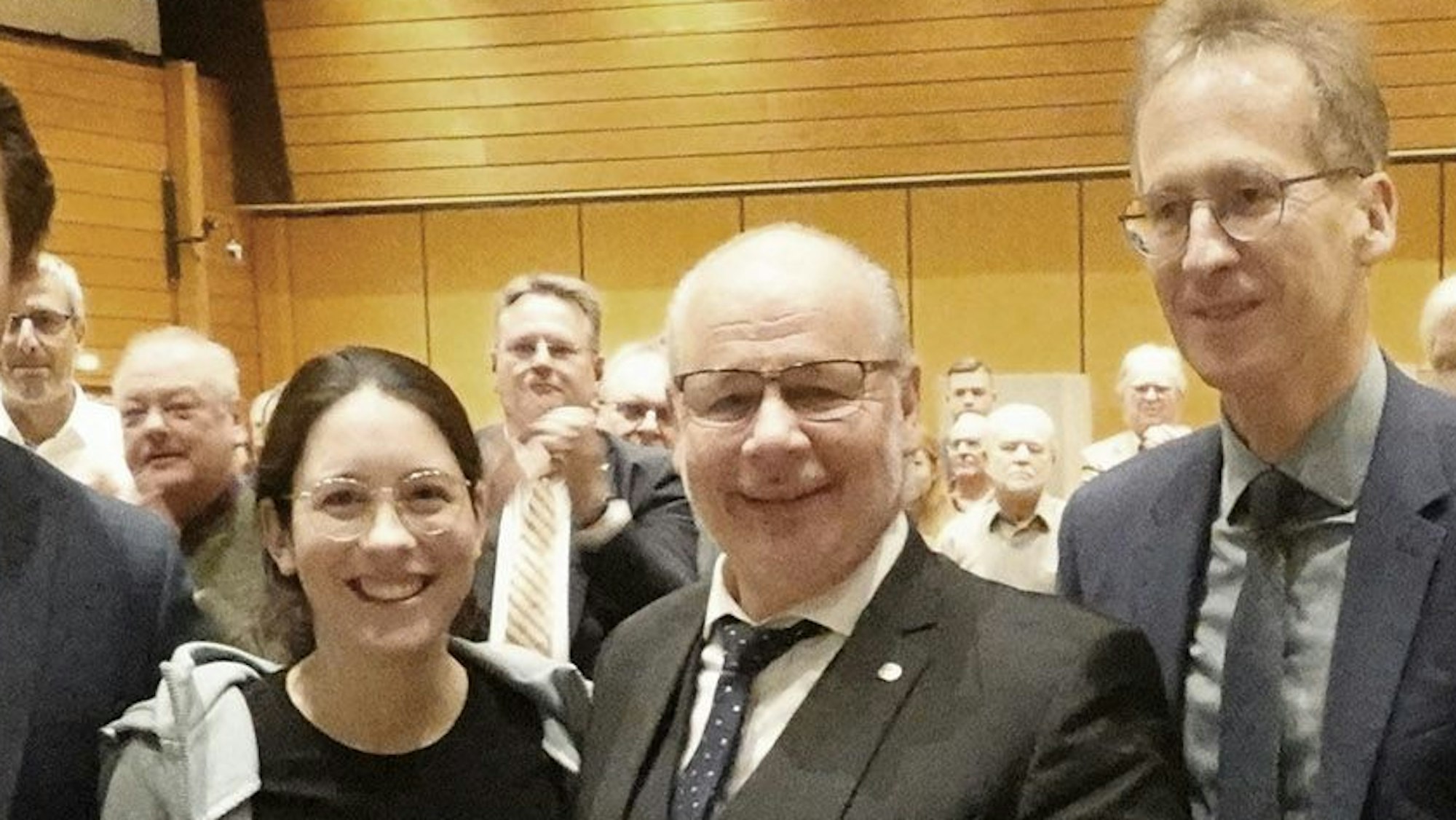 Dr. Georg Kippels und Detlef Seif sind erfahrene Bundespolitiker. Hier sind sie mit Romina Plonsker, der CDU-Vorsitzenden im Rhein-Erft-Kreis, zu sehen.
