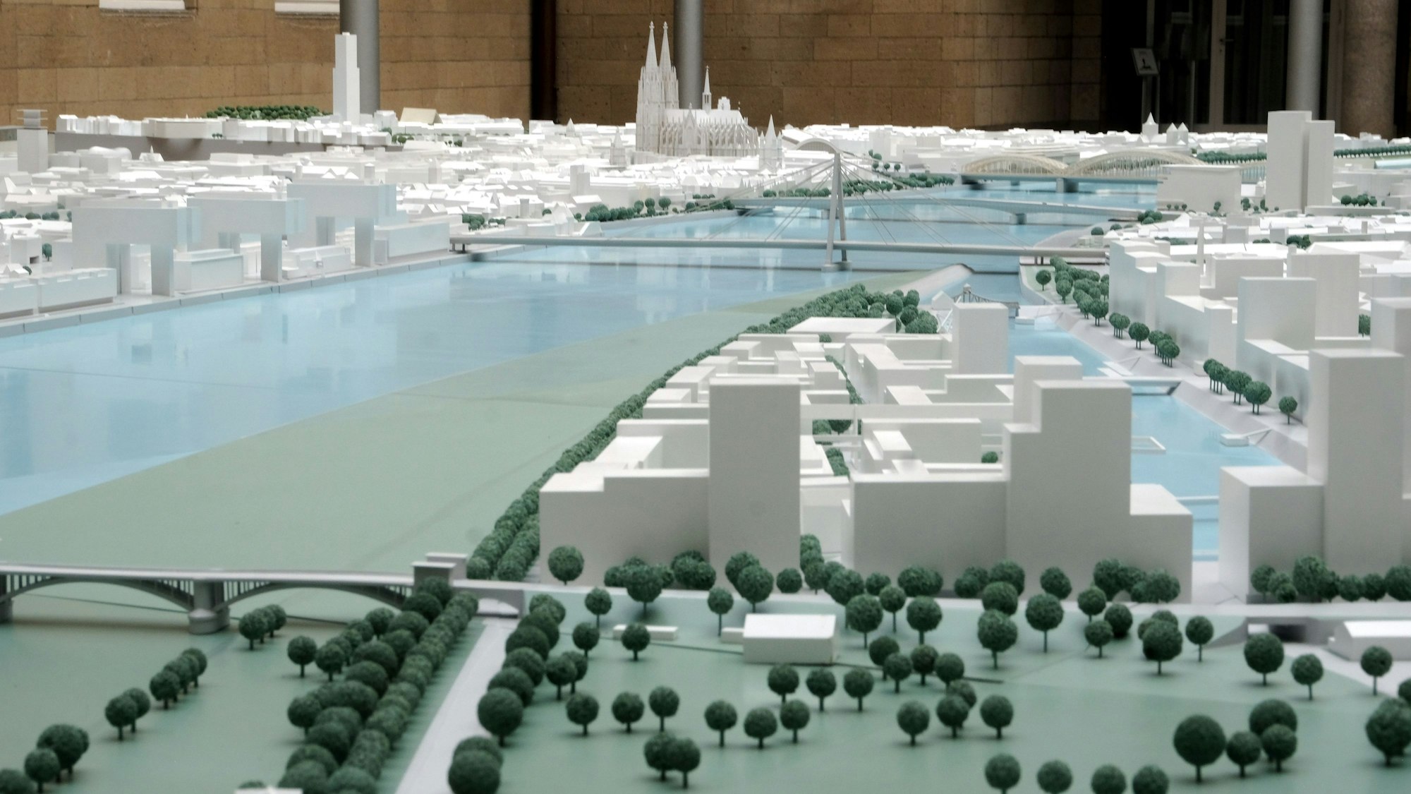 Kölner Stadtmodell im Spanischen Bau