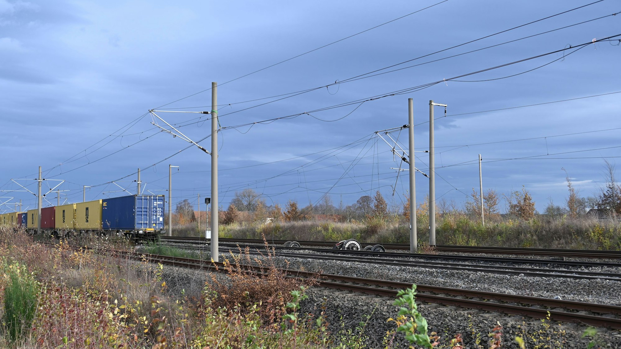Das Bild zeigt die geräumte Unfallstelle in Kerpen