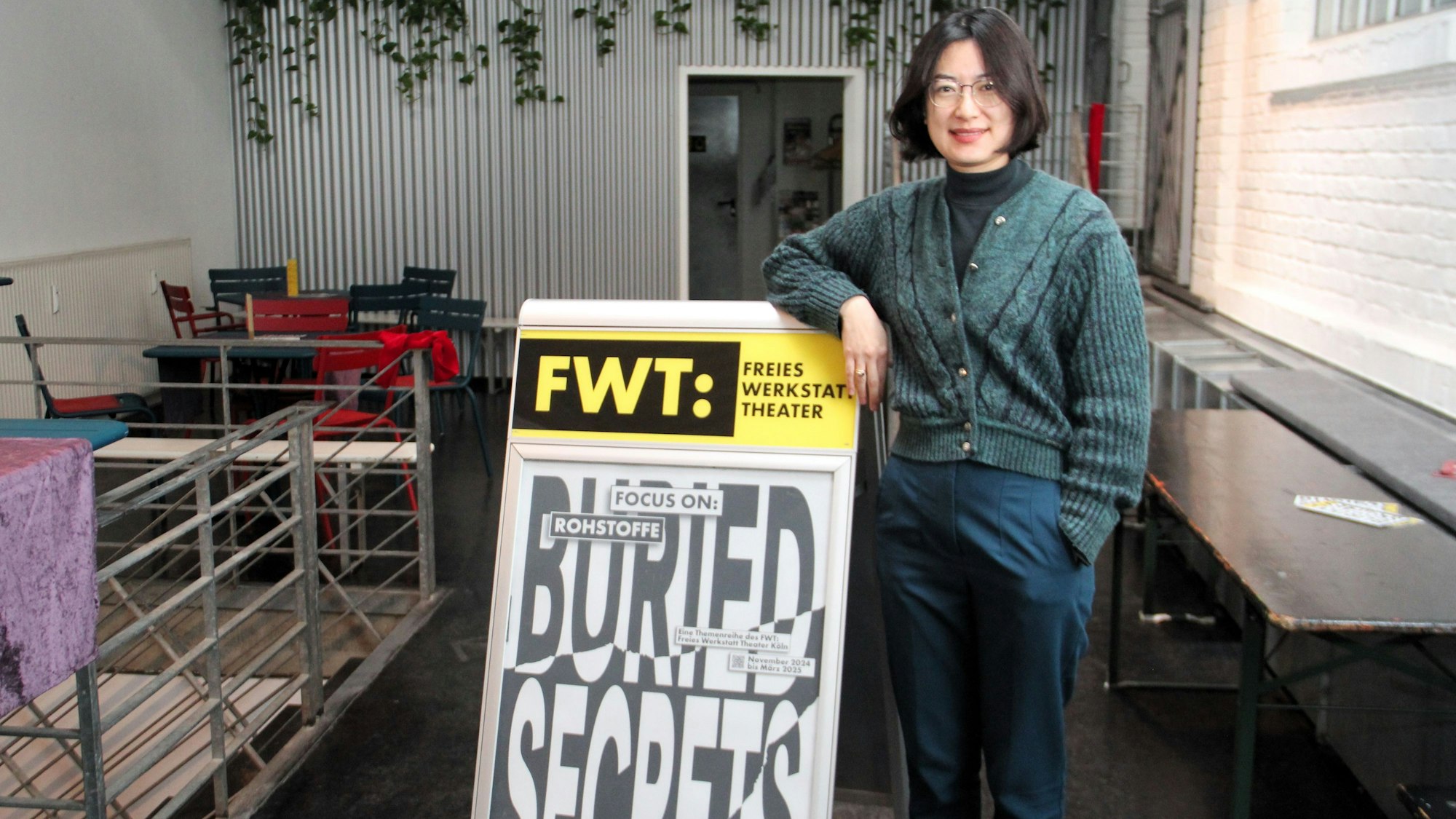 Kuratorin Dandan Liu lädt zur künstlerischen Auseinandersetzung mit den Welt-Ressourcen ins FWT.