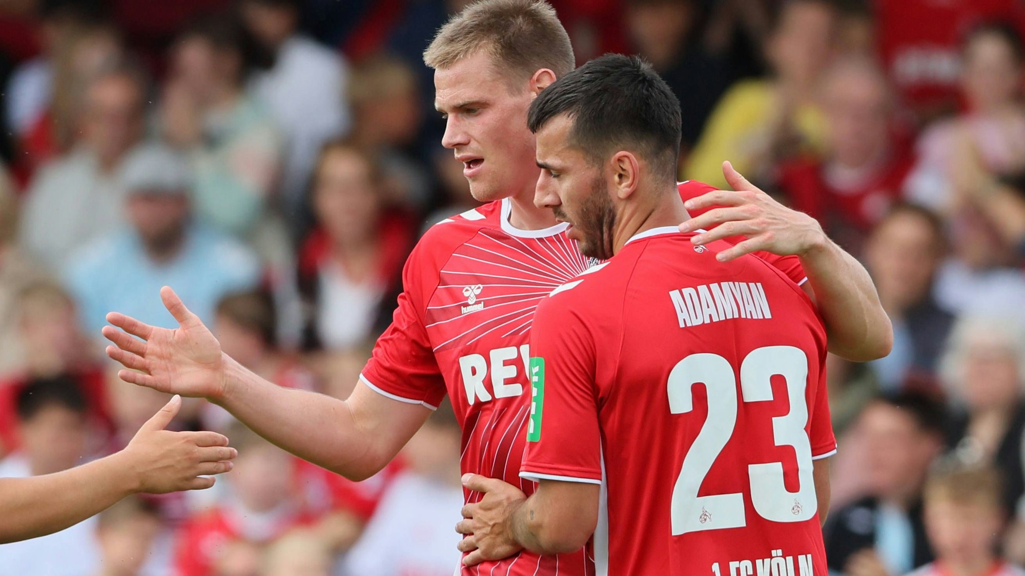 Steffen Tigges (l.) und Sargis Adamyan haben seit ihrem Wechsel nach Köln kaum überzeugen können.