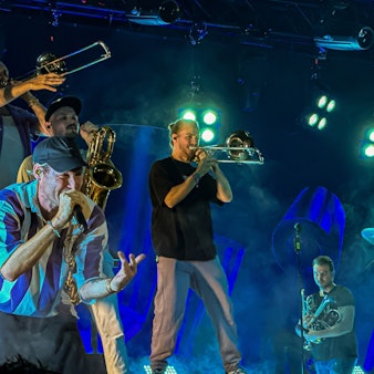Querbeat war einer der Headlinder der Leverkusener Jazztage 2024.
