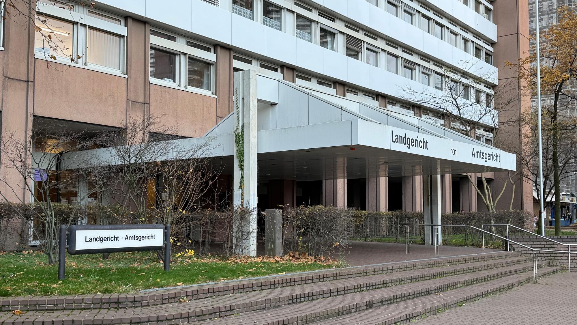 Das Land- und Amtsgericht an der Luxemburger Straße in Köln