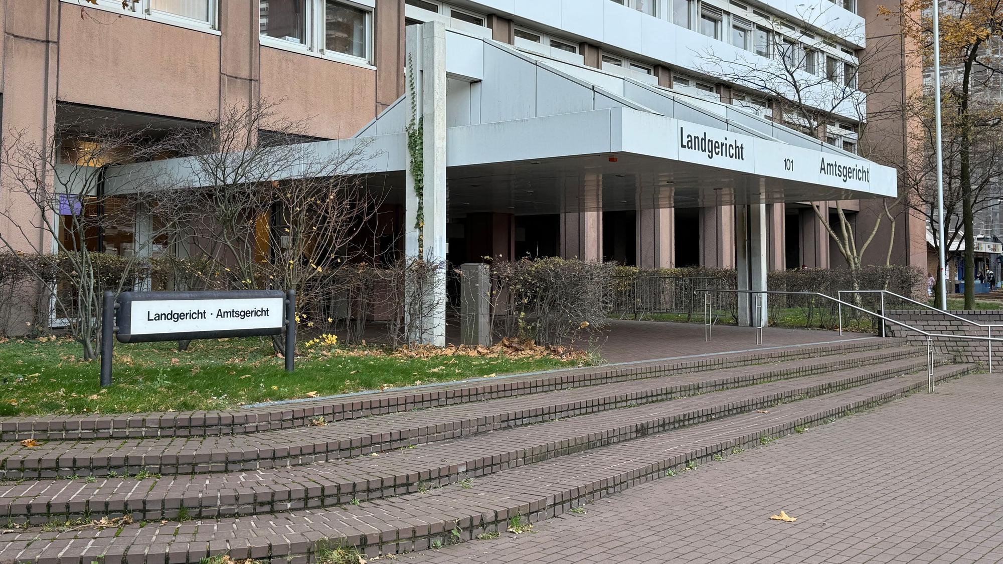 Das Land- und Amtsgericht an der Luxemburger Straße in Köln