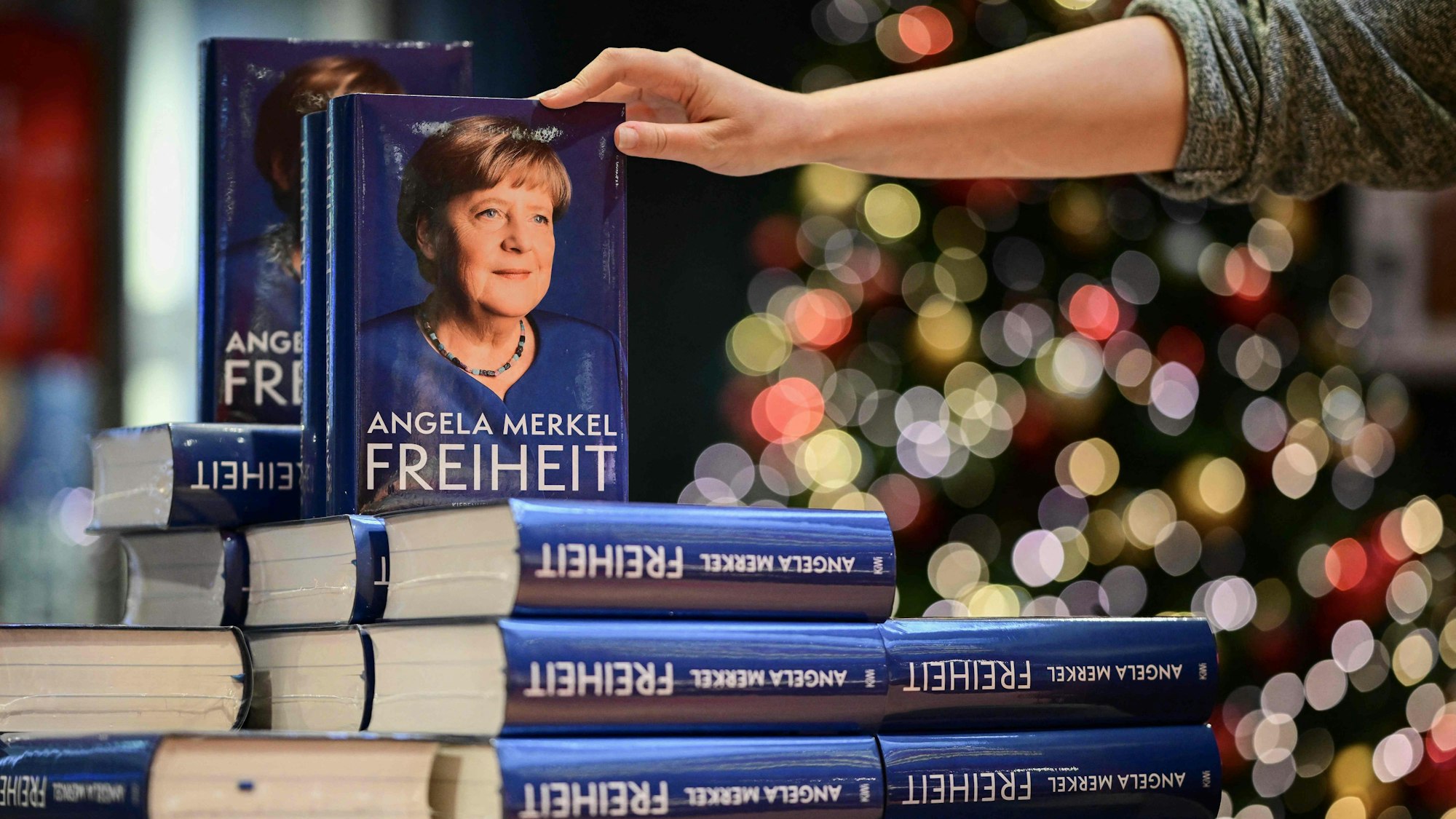 Angela Merkel hat ihre Memoiren mit dem Titel „Freiheit“ vorgelegt.