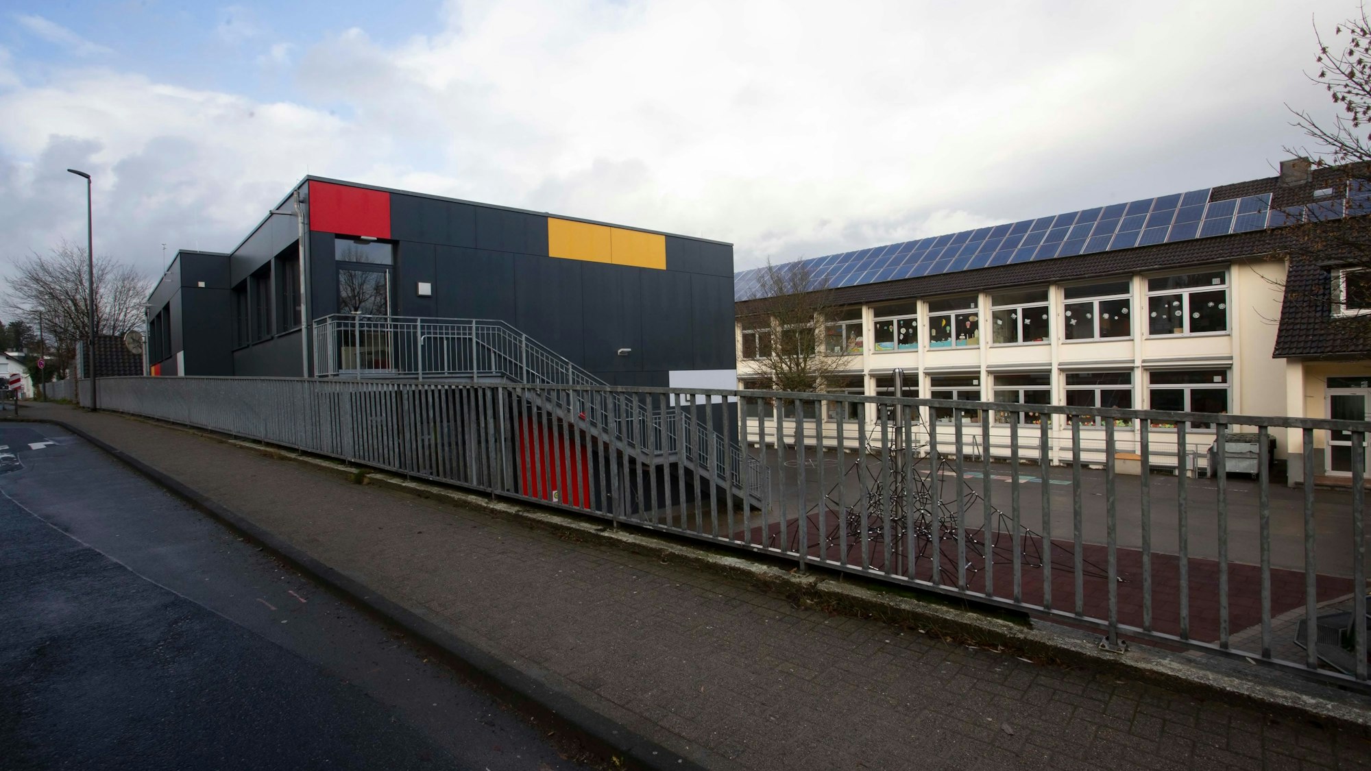 Das Foto zeigt die Grundschule St. Antonius in Wipperfürth