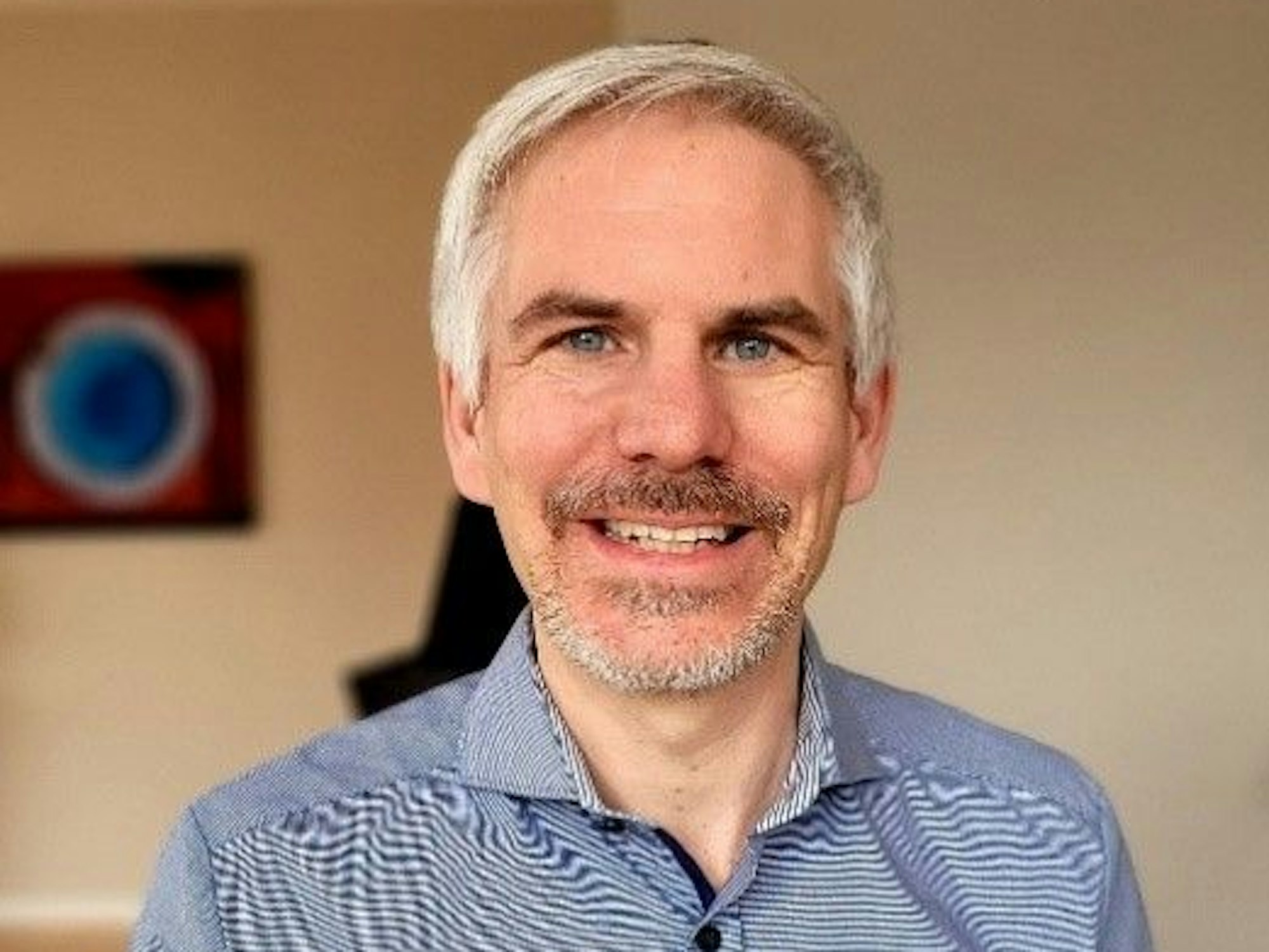 Wechsel in der Geschäftsführung der gemeinnützigen GmbH des Kinderschutzbundes Leverkusen: Carsten Hoppe folgt auf Ingo Ende